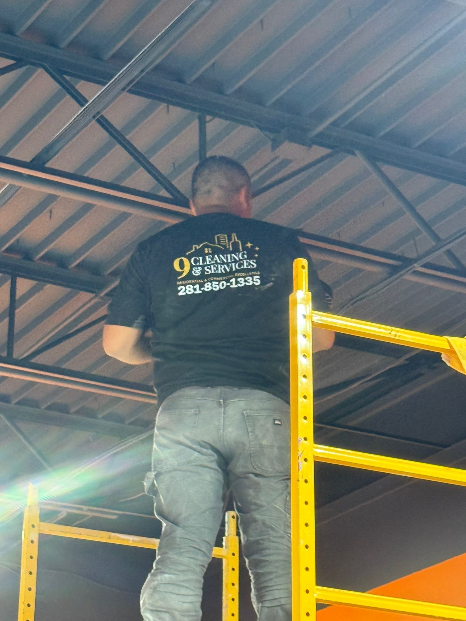 Post-construction cleaning service